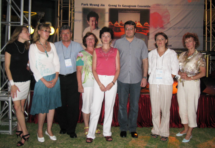 Vladivostok’s members of the RFEMS at the 10-th International Congress on Medical and Applied Malacology (August 26–29, 2009, Busan, Republic of Korea)